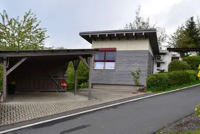 Image de Maison de vacances 'Heym' avec terrasse et jardin privés