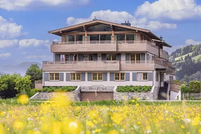 Image de Penthouse au Tyrol avec sauna infrarouge