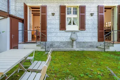 Image de Maison de Vacances à Meina avec Vue sur Lac