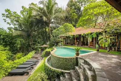 Image de Tropical 4br Villa w\/ Infinity Pool in ubud, 6 mins to central