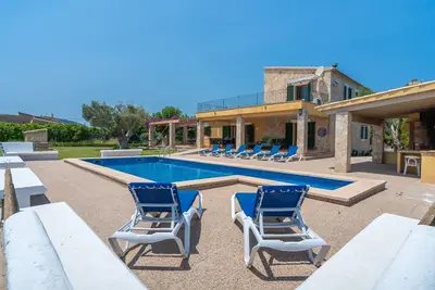 Image de Villa Can Patriarca pour 8 personnes, détente, piscine et jardin à Alcudia