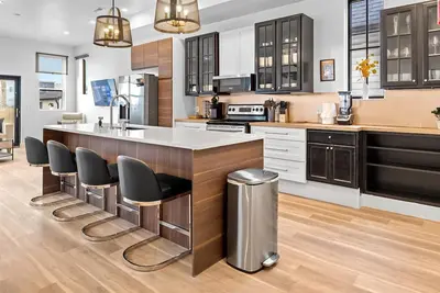 Image de Spacious Downtown Indy Home – Perfect for Groups