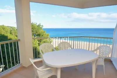 Image de Appartement en bord de mer avec terrasse, parking et WiFi en option