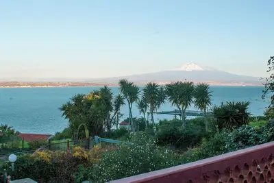 Calypso, Saracen Coast