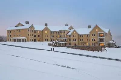 Image de Serene 1-Br Ski-In/Ski-Out Retreat on Okemo Mtn.