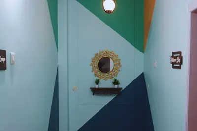 Image de Azure Escape: Stylish 2-Bedroom Retreat in Guwahati with WiFi & Ac Comforts
