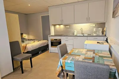 Image de Charming vacation studio 'The Office' in Westkapelle We01