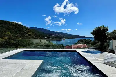 Sunset Beach Superbe Villa de standing 8 personnes vue imprenable sur la Mer