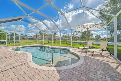 Image de Lake Vista: 2  Br, 2  Ba House in Estero, Sleeps 6