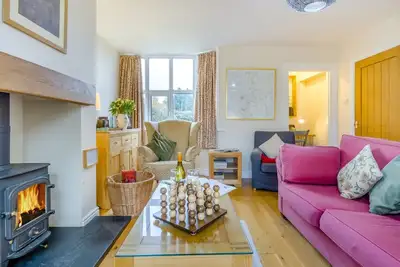 Image de Ploughmans Cottage - Deux Chambres Maison, Couchages 4