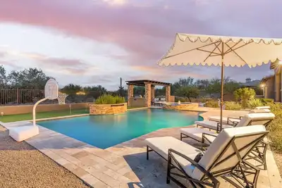 Image de Private Luxury Estate | Saguaro Estates | 5, 177 Sf
