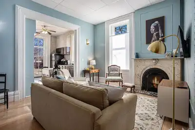 Image de Elizabeth's Entire Apt @ Historic McCormick House