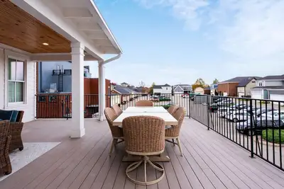 Image de Pet-Friendly, Pool, Bourbon Trail, Downtown, Golf Local Dining, Fully Loaded