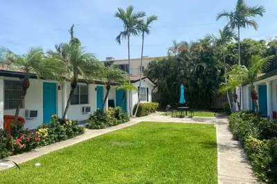 Spacious Villa #8 4-Minute Walk Beach