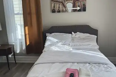 Image de Spacious 4-bedroom apartment in nice East Orange with WiFi, Ac