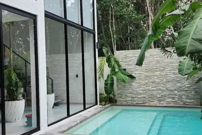 Image de 4-bedroom residence in private gated community with private pool