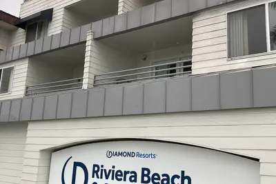 Image de Walk across to beach 2/2 Riviera Shores Resort @ Hilton Grand Vacation Club