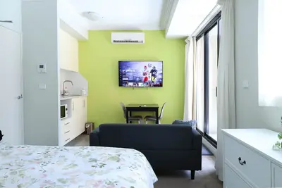 Image de Modern Studio + Balcony + Car Park - Darling Harbour