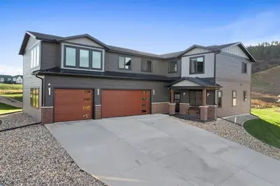 Image de New Spearfish 5 Bedroom Home