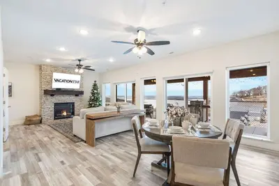 Image de Walk-In Branson Retreat • Free Shows & Golf Deals!