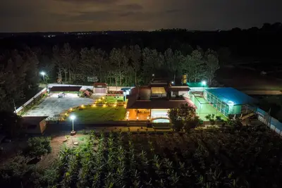 Image de Best Farm Stay near Bengaluru! Spacious Rooms, swimming pool & Outdoor Fun