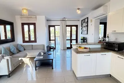 Image de Aphrodite hills, Anatoli, 2 bedroooms apt, large terrace, 2 min from the pool