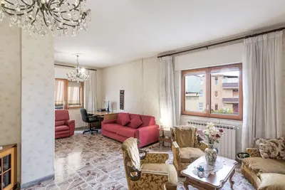 Image de Joli appartement pour 5 personnes avec climatisation, Tv, balcon, animaux admis et parking