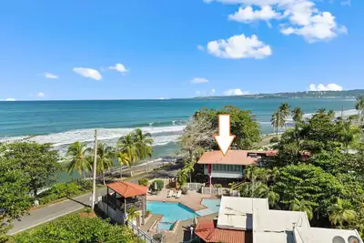 Image de Beachfront Condo at Villarena Resort