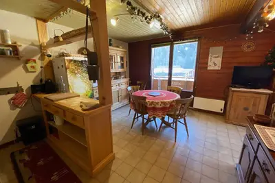 Image de Charmant appartement proche centre, parking inclus