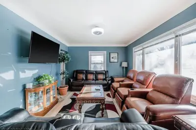 Image de Cozy 3br Home in Oakdale with Bbq & Private Patio!