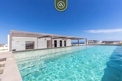 Image de New Condo Right Next to the Beach - Pool