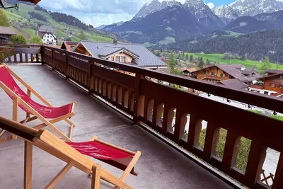 Modern 3 Br Duplex With Huge Panoramic Alps Views