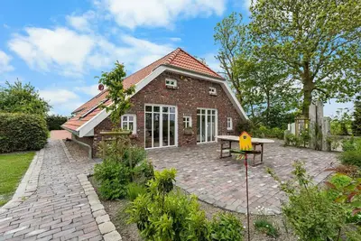 Image de Maison de vacances Esens pour 1 - 4 personnes avec 2 chambres à coucher - Maison de vacances