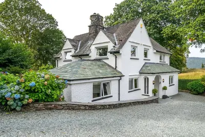 Image de Garth Cottage - 4-Bedroom House with garden (1x Dog permitted)