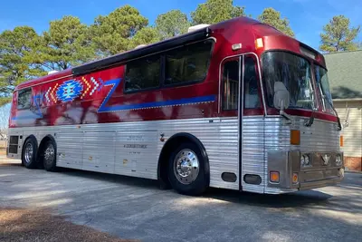 Stay Like a Rock Star! - Tour Bus in Durham, Nc