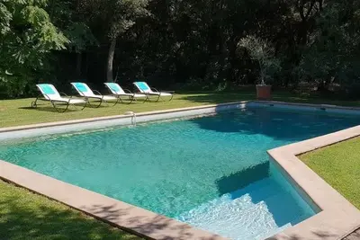 Image de Villa, cadre idyllique et reposant avec piscine