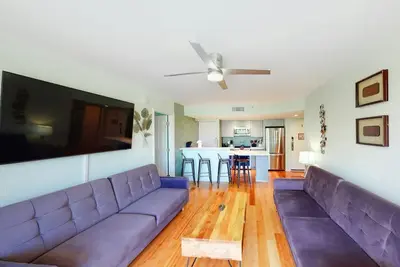 Image de Cat Island Suite | Beautifully Renovated w/ Pool!
