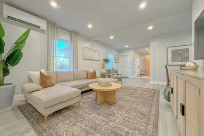 Image de Scarborough Shores Escape - 4 bedroom home close to Portland
