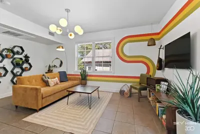 Image de Charming Urban Retreat near Dickson St.