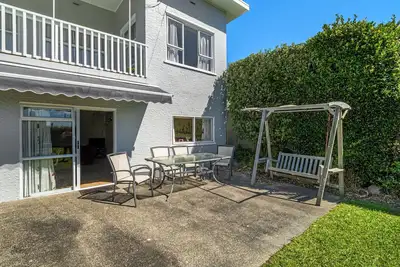 Unwind at Tindalls Bay - Whangaparaoa Apartment