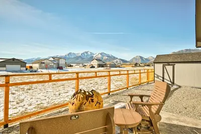 Image de The Artful Escape w/Mountain Views-Str-296