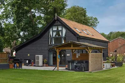 Image de Owl Barn - Norfolk - Quatre Chambres Maison, Couchages 8