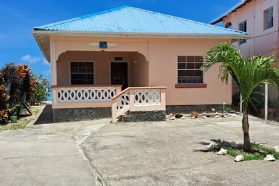 Image de PalmVillle - Charming 2-bedroom house with Ac, WiFi