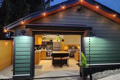 Image de Cozy stylish studio with WiFi in Tacoma. \n