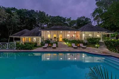 Image de Ocean View Villa In Tropical Gardens