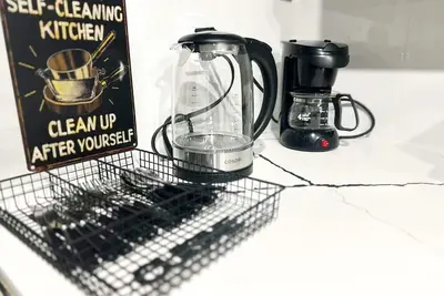 Cozy bedrooms hosts upto 6 People