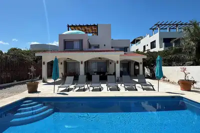 Image de Casa del Pescador Three-bedroom House - W/Caribbean Views