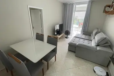 Image de Pitangueiras Beach Apartment 2 Blocks from the Sea and 2 Parking Spaces