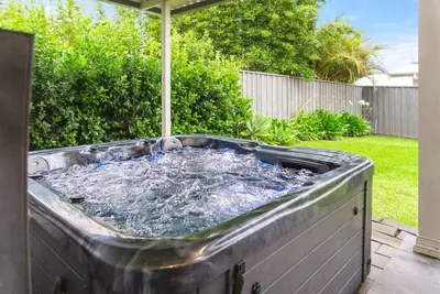 Image de 5Bed w/ Private Outdoor Jacuzzi Spa Cath Hill Bay