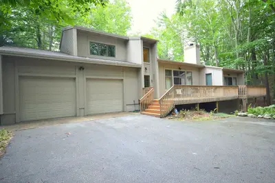 Image de Bailey's Beach Retreat 1 mile from Lake Michigan